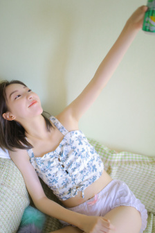 三个男人躁我一个爽免费